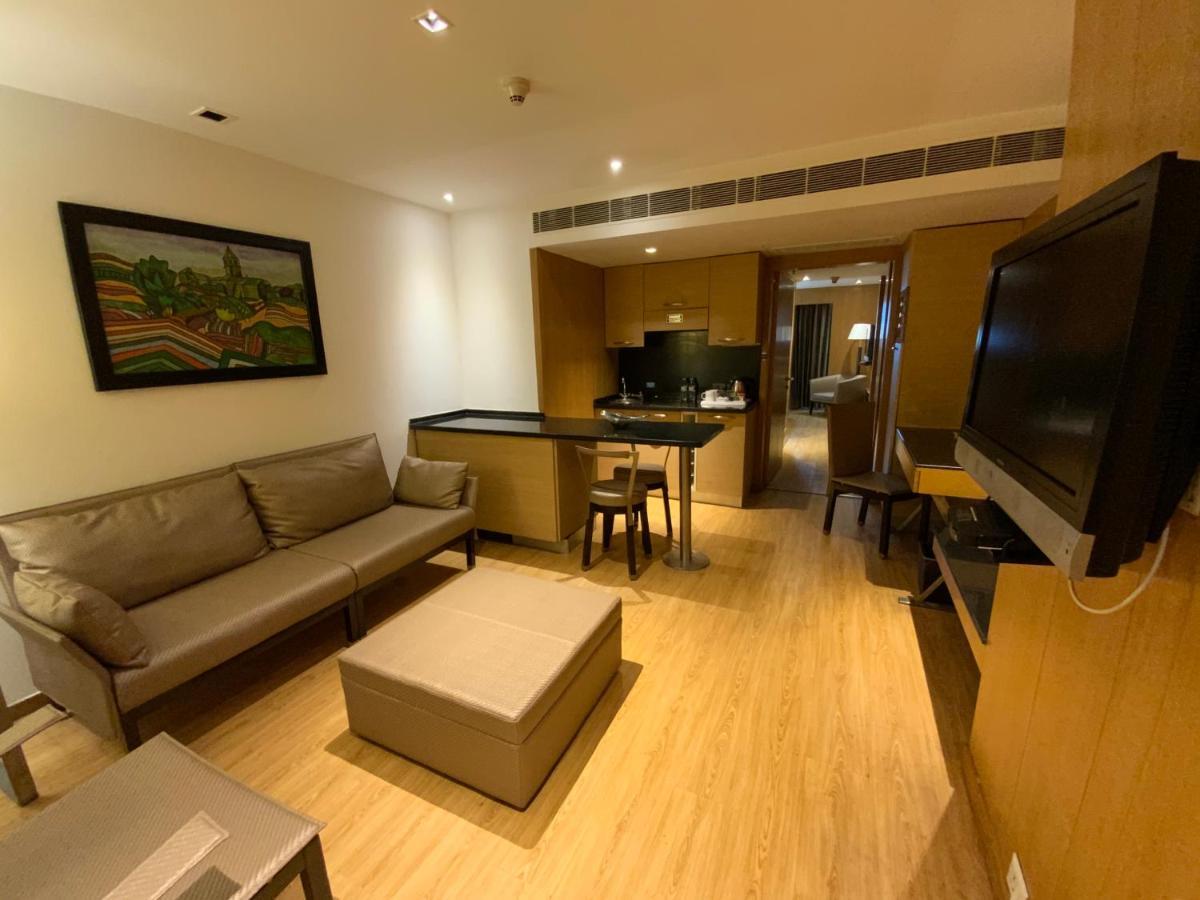 Svelte Delhi, A Member Of Radisson Individuals Hotel Új-Delhi Kültér fotó