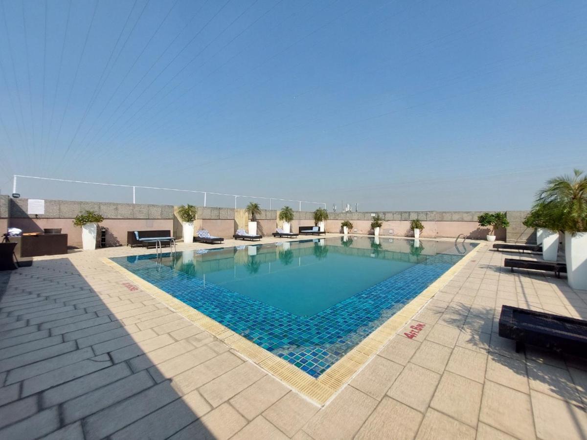 Svelte Delhi, A Member Of Radisson Individuals Hotel Új-Delhi Kültér fotó