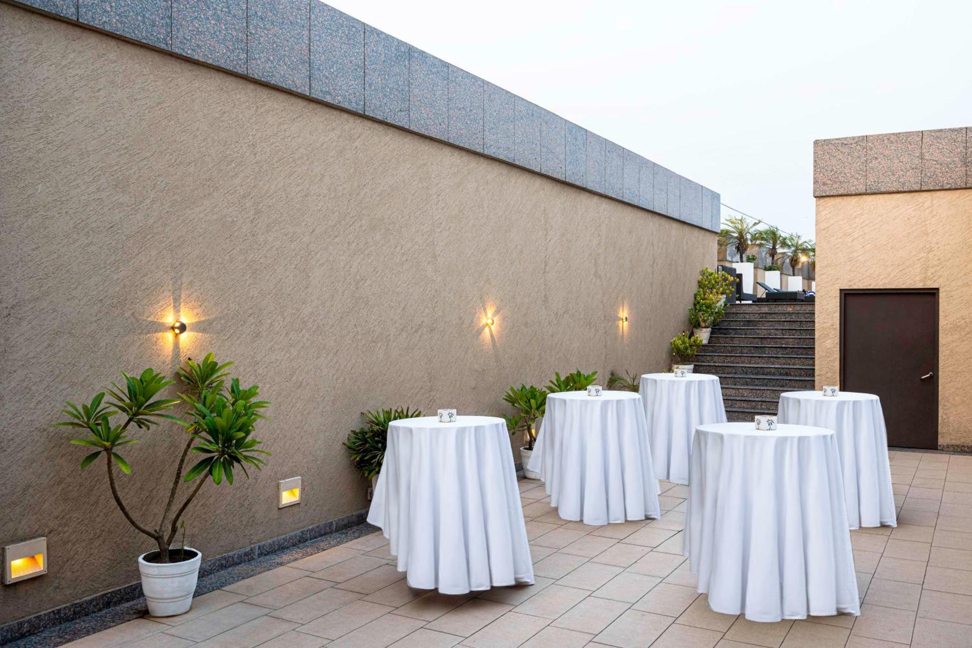 Svelte Delhi, A Member Of Radisson Individuals Hotel Új-Delhi Kültér fotó
