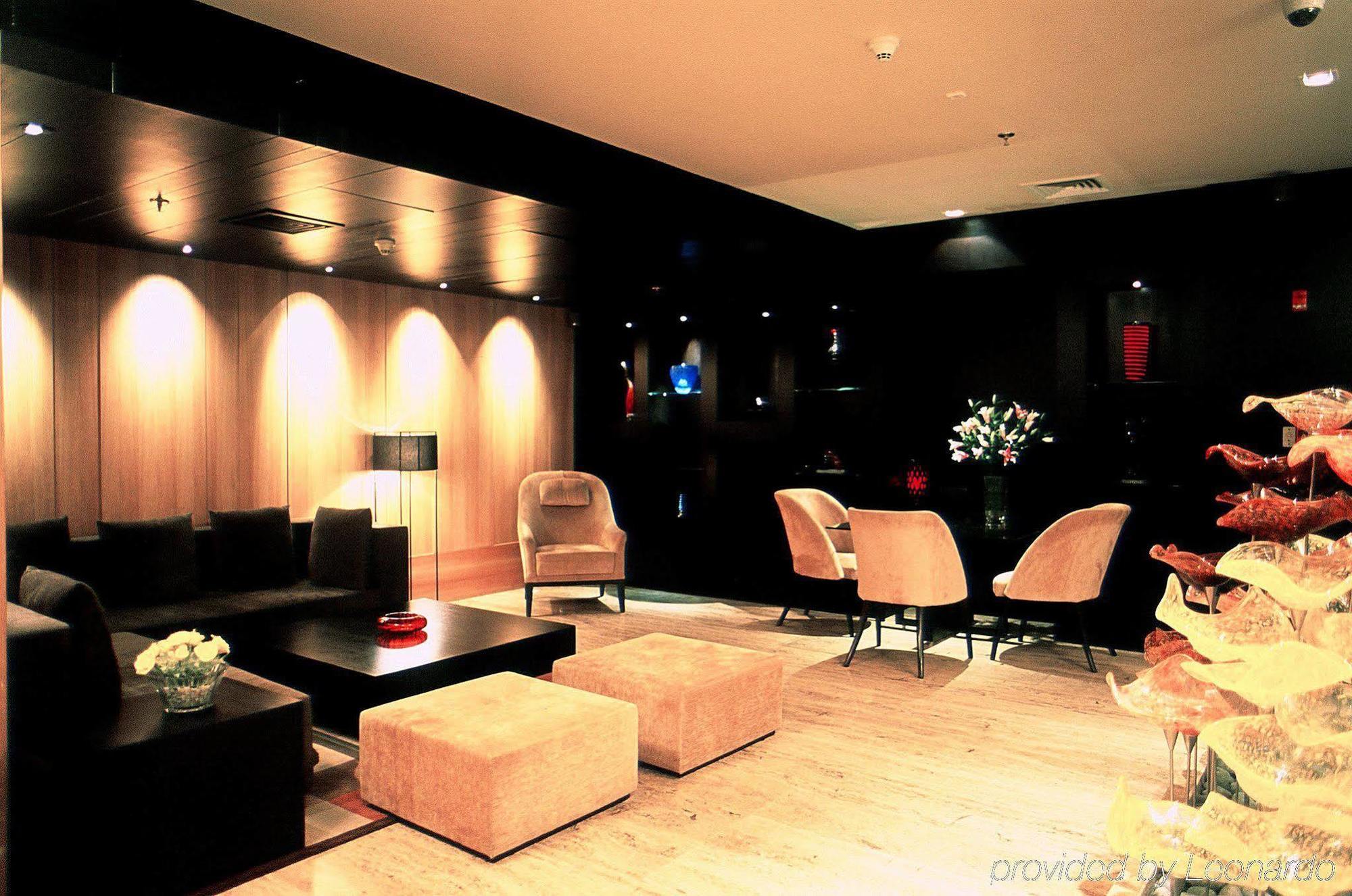 Svelte Delhi, A Member Of Radisson Individuals Hotel Új-Delhi Beltér fotó