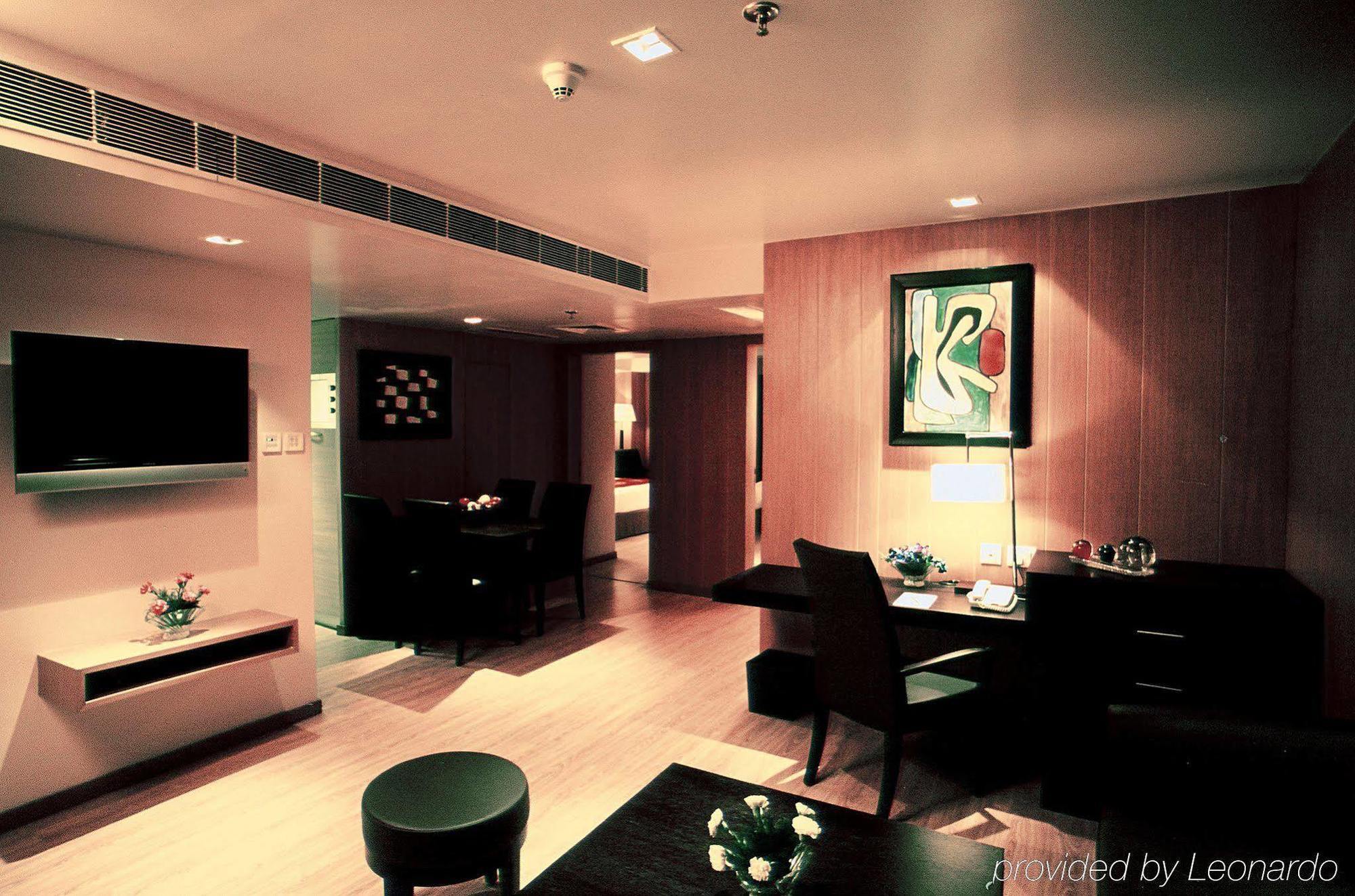 Svelte Delhi, A Member Of Radisson Individuals Hotel Új-Delhi Kültér fotó
